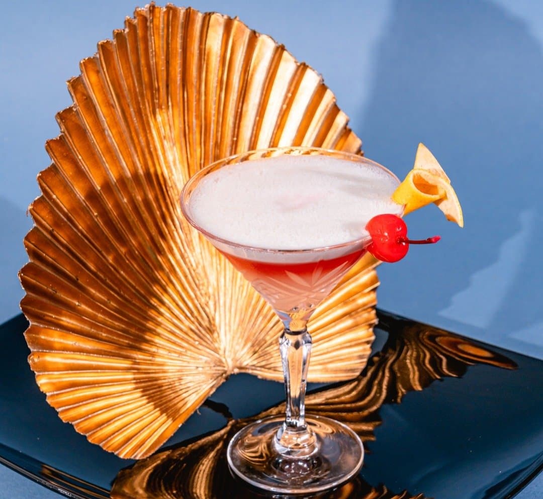 Naar RestoBar - drinking in Malta
